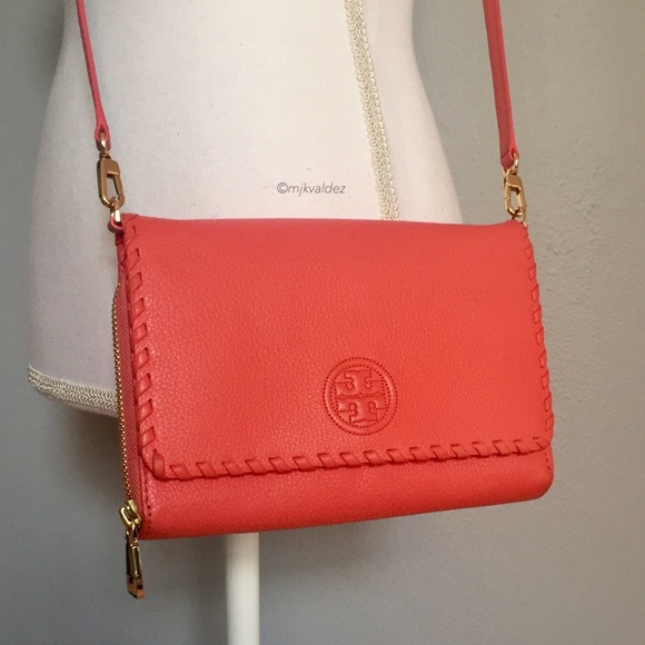Tory Burch Handbags - Tory Burch Marion Wallet Crossbody Bag